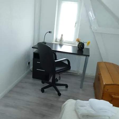 Kapitaenshaus Schaefer 아파트 *