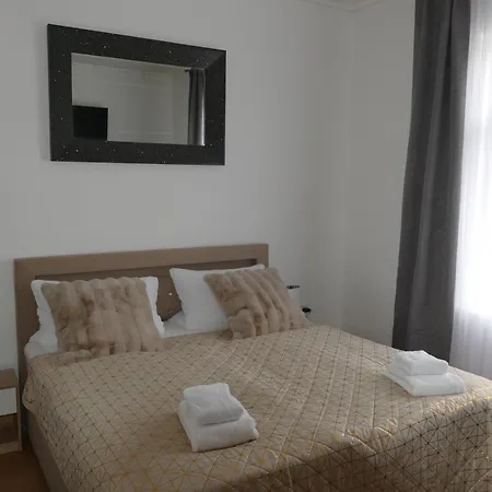 Kapitaenshaus Schaefer 아파트 브룬스뷔텔