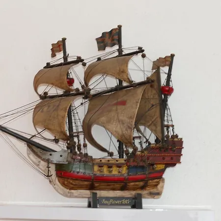 公寓 Kapitaenshaus Schaefer 布伦斯比特尔